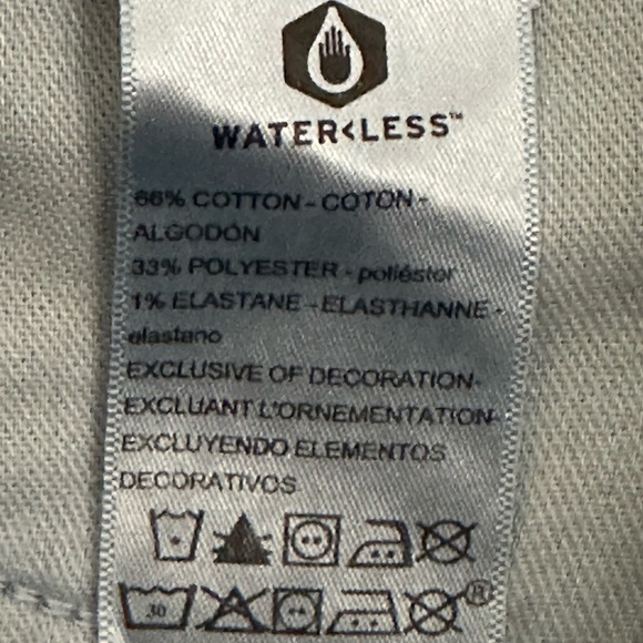 Levi’s Youth Medium 8 Shorts Denim Jeans Blue Drawstring Stretch Pull On NWT - Picture 10 of 10